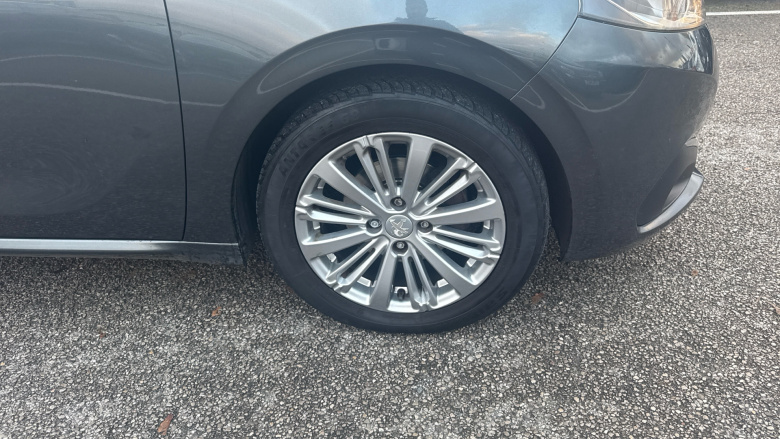 Peugeot 208 1.2 PureTech 82 Allure 5dr Petrol Hatchback